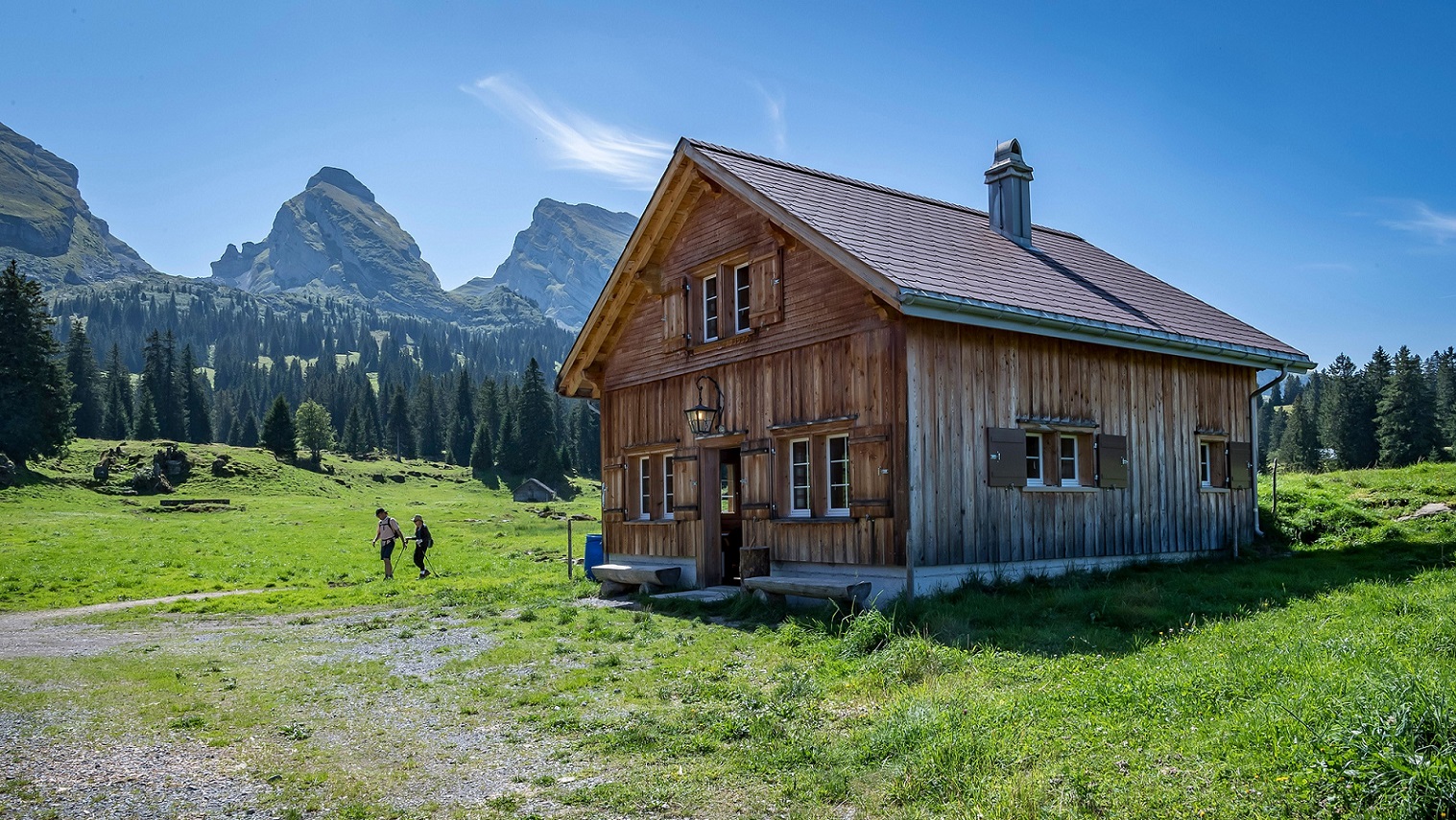 Alpe Sellamatt mit 3 Churfirsten